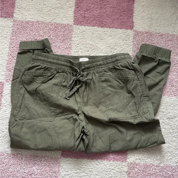 LOFT Green Jogger Pants - Picture 2 of 2